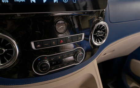 Mercedes-Benz Vito, 2023 год, 7 500 000 рублей, 25 фотография