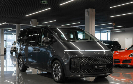 Hyundai Staria, 2022 год, 5 200 000 рублей, 2 фотография