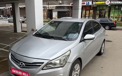 Hyundai Solaris II рестайлинг, 2015 год, 500 000 рублей, 1 фотография