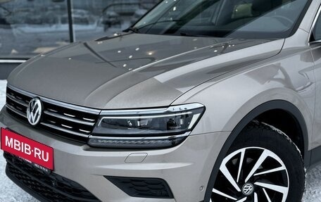 Volkswagen Tiguan II, 2019 год, 2 350 000 рублей, 2 фотография