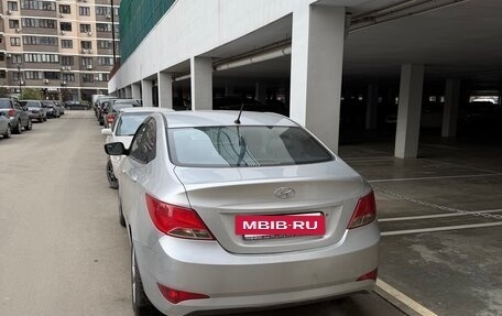 Hyundai Solaris II рестайлинг, 2015 год, 500 000 рублей, 5 фотография