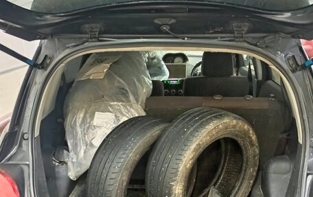 Toyota Ist II, 2002 год, 200 000 рублей, 3 фотография