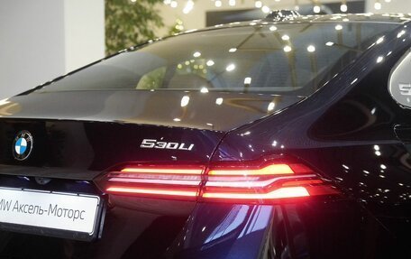 BMW 5 серия, 2025 год, 8 590 000 рублей, 10 фотография