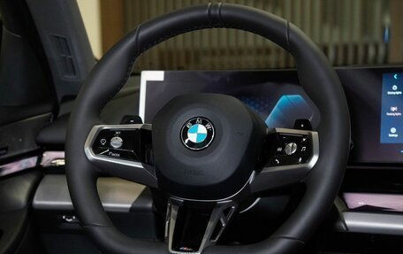 BMW 5 серия, 2025 год, 8 590 000 рублей, 23 фотография