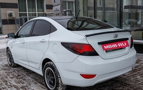 Hyundai Solaris II рестайлинг, 2011 год, 609 000 рублей, 3 фотография