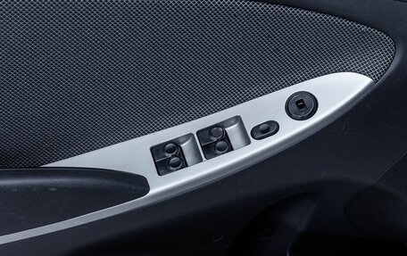 Hyundai Solaris II рестайлинг, 2011 год, 609 000 рублей, 15 фотография