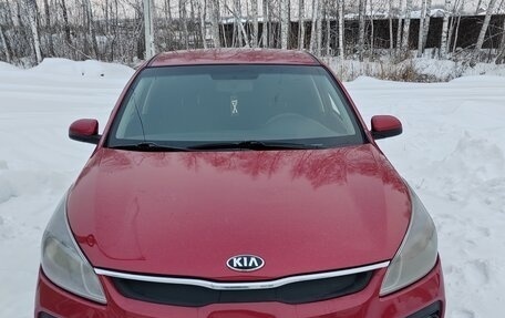 KIA Rio IV, 2018 год, 850 000 рублей, 1 фотография