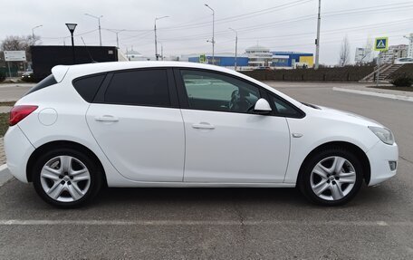 Opel Astra J, 2012 год, 650 000 рублей, 6 фотография