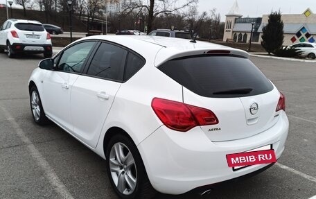 Opel Astra J, 2012 год, 650 000 рублей, 3 фотография