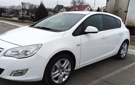 Opel Astra J, 2012 год, 650 000 рублей, 9 фотография