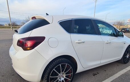 Opel Astra J, 2011 год, 820 000 рублей, 9 фотография