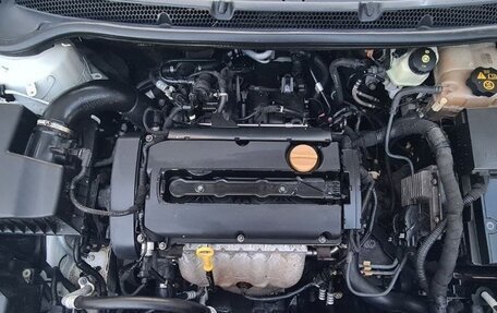 Opel Astra J, 2011 год, 820 000 рублей, 18 фотография