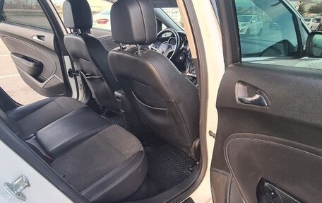 Opel Astra J, 2011 год, 820 000 рублей, 30 фотография