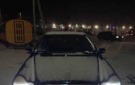 Mercedes-Benz C-Класс, 2001 год, 950 000 рублей, 4 фотография