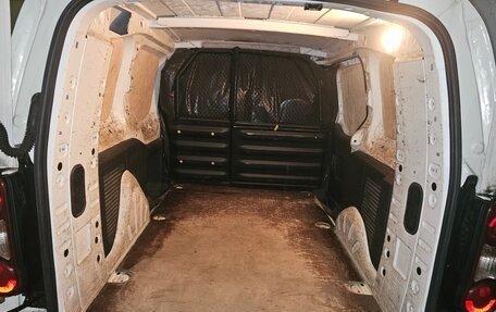 Peugeot Partner II рестайлинг 2, 2021 год, 1 254 900 рублей, 7 фотография