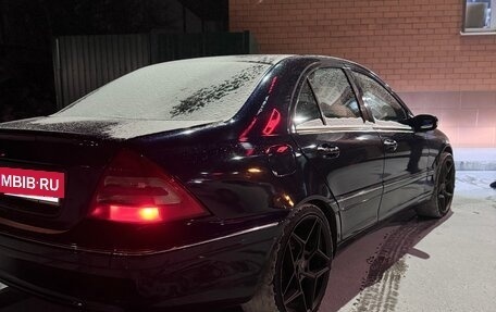 Mercedes-Benz C-Класс, 2001 год, 950 000 рублей, 8 фотография