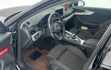 Audi A4, 2019 год, 2 300 000 рублей, 8 фотография