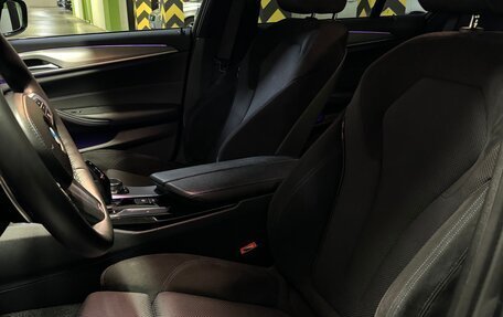 BMW 5 серия, 2018 год, 3 300 000 рублей, 8 фотография