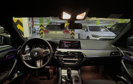 BMW 5 серия, 2018 год, 3 300 000 рублей, 10 фотография