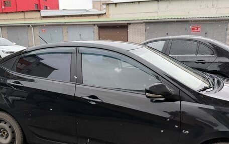 Hyundai Solaris II рестайлинг, 2011 год, 12 фотография