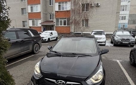 Hyundai Solaris II рестайлинг, 2011 год, 8 фотография