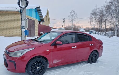 KIA Rio IV, 2018 год, 850 000 рублей, 2 фотография