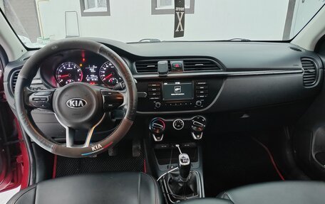 KIA Rio IV, 2018 год, 850 000 рублей, 12 фотография