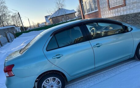 Toyota Yaris III рестайлинг, 2008 год, 730 000 рублей, 4 фотография