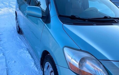 Toyota Yaris III рестайлинг, 2008 год, 730 000 рублей, 12 фотография