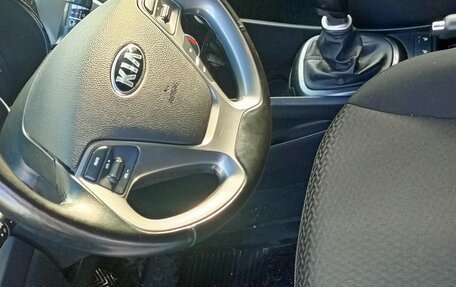 KIA Rio III рестайлинг, 2016 год, 1 050 000 рублей, 17 фотография