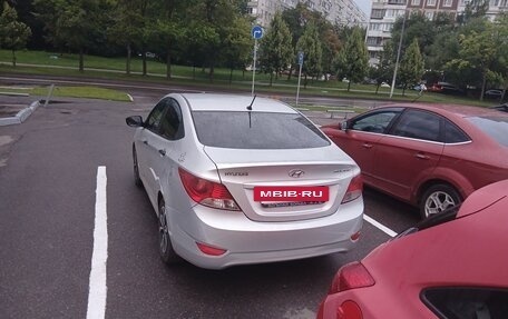 Hyundai Solaris II рестайлинг, 2012 год, 563 000 рублей, 3 фотография
