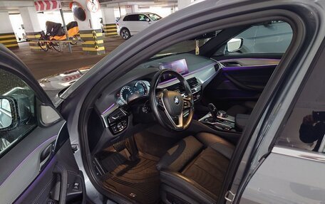 BMW 5 серия, 2018 год, 3 800 000 рублей, 6 фотография