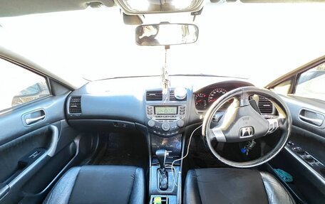 Honda Accord VII рестайлинг, 2002 год, 750 000 рублей, 7 фотография