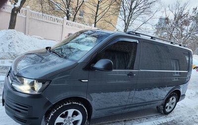 Volkswagen Transporter T6 рестайлинг, 2015 год, 2 600 000 рублей, 1 фотография