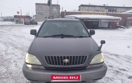 Toyota Harrier, 2002 год, 1 000 000 рублей, 2 фотография