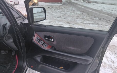 Toyota Harrier, 2002 год, 1 000 000 рублей, 15 фотография