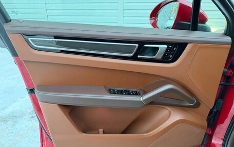 Porsche Cayenne III, 2021 год, 9 495 000 рублей, 10 фотография