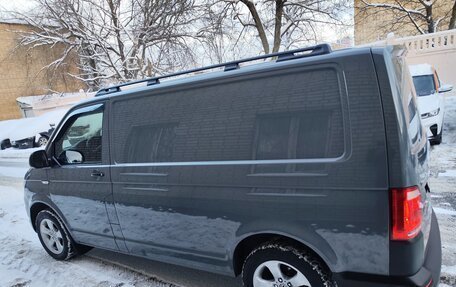 Volkswagen Transporter T6 рестайлинг, 2015 год, 2 600 000 рублей, 6 фотография