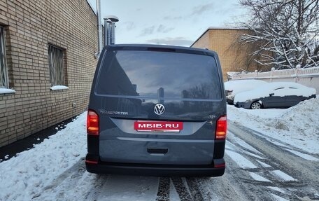 Volkswagen Transporter T6 рестайлинг, 2015 год, 2 600 000 рублей, 8 фотография