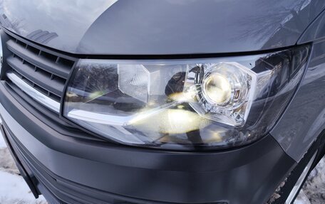 Volkswagen Transporter T6 рестайлинг, 2015 год, 2 600 000 рублей, 34 фотография