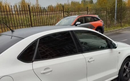 Volkswagen Polo VI (EU Market), 2012 год, 800 000 рублей, 2 фотография