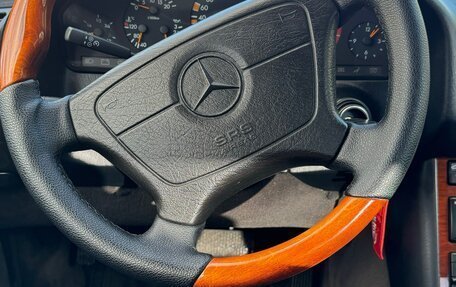 Mercedes-Benz S-Класс, 1997 год, 1 300 000 рублей, 10 фотография