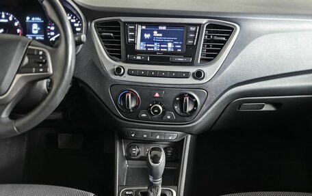 Hyundai Solaris II рестайлинг, 2018 год, 1 595 000 рублей, 15 фотография