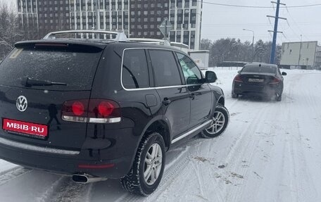 Volkswagen Touareg III, 2010 год, 1 800 000 рублей, 1 фотография