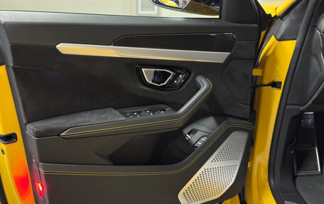 Lamborghini Urus I, 2019 год, 18 300 000 рублей, 12 фотография