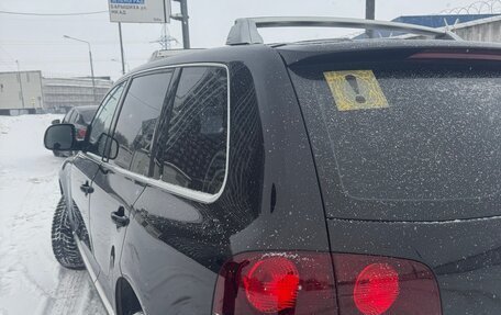 Volkswagen Touareg III, 2010 год, 1 800 000 рублей, 2 фотография