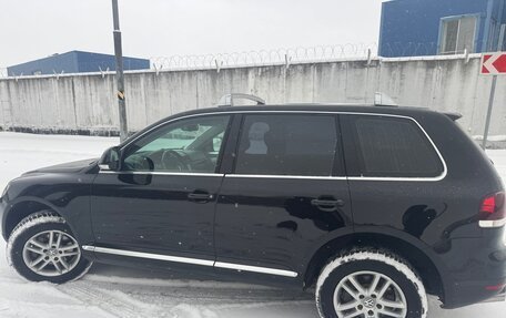 Volkswagen Touareg III, 2010 год, 1 800 000 рублей, 3 фотография