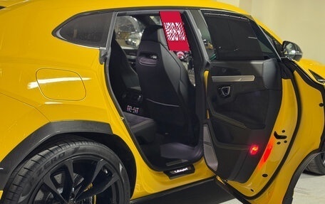 Lamborghini Urus I, 2019 год, 18 300 000 рублей, 20 фотография