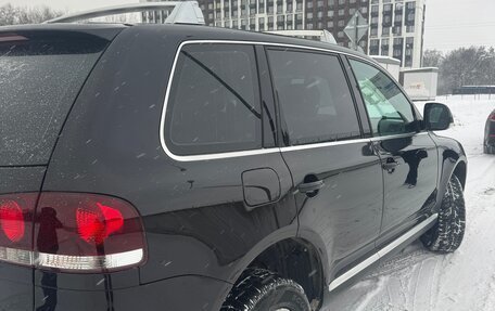 Volkswagen Touareg III, 2010 год, 1 800 000 рублей, 5 фотография