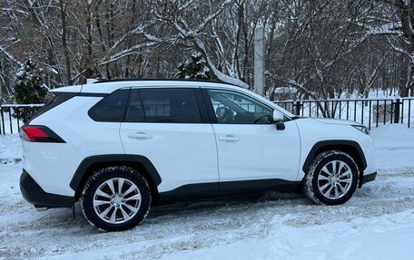 Toyota RAV4, 2022 год, 3 480 000 рублей, 8 фотография